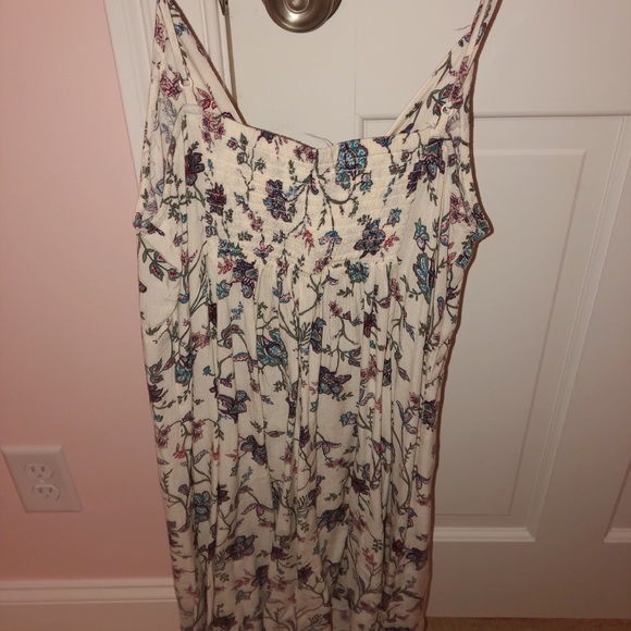 American Eagle Flowy Floral Dress - Picture 4 of 4
